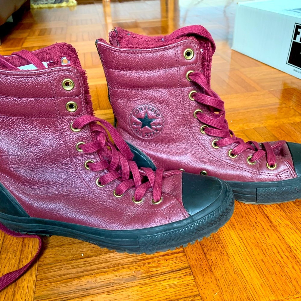 Brand new Converse